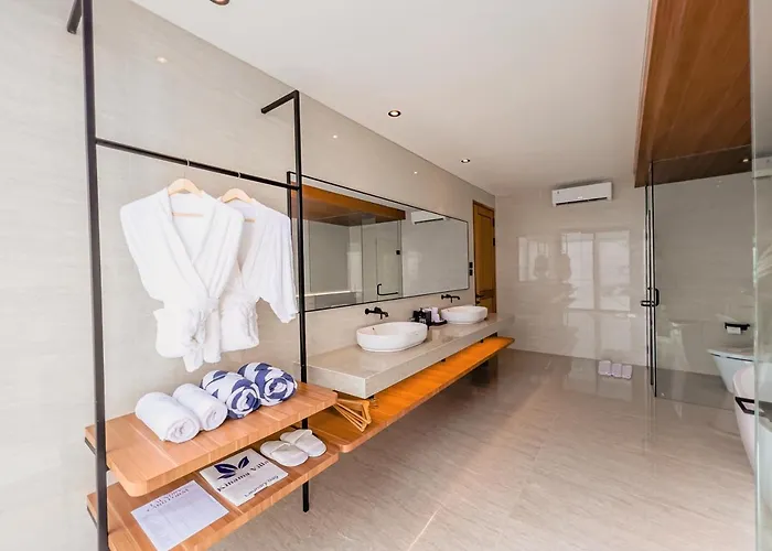 Kinama Bali Villa *